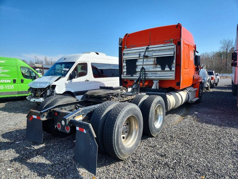 2018 Freigliner 2018 Freightliner Cascadia 125 Semi Truck