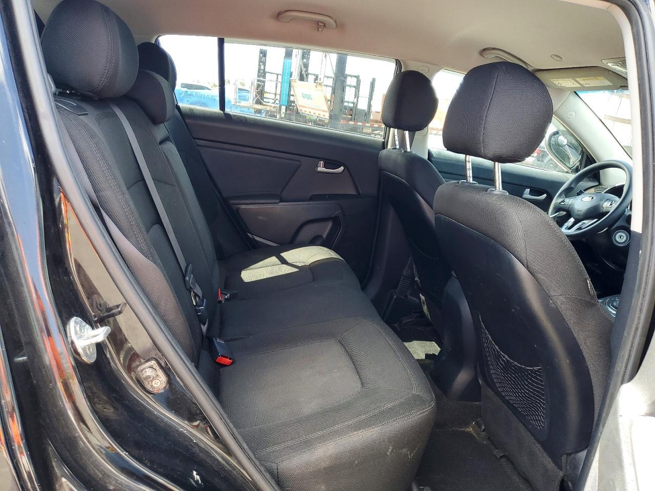2013 KIA Sportage lx
