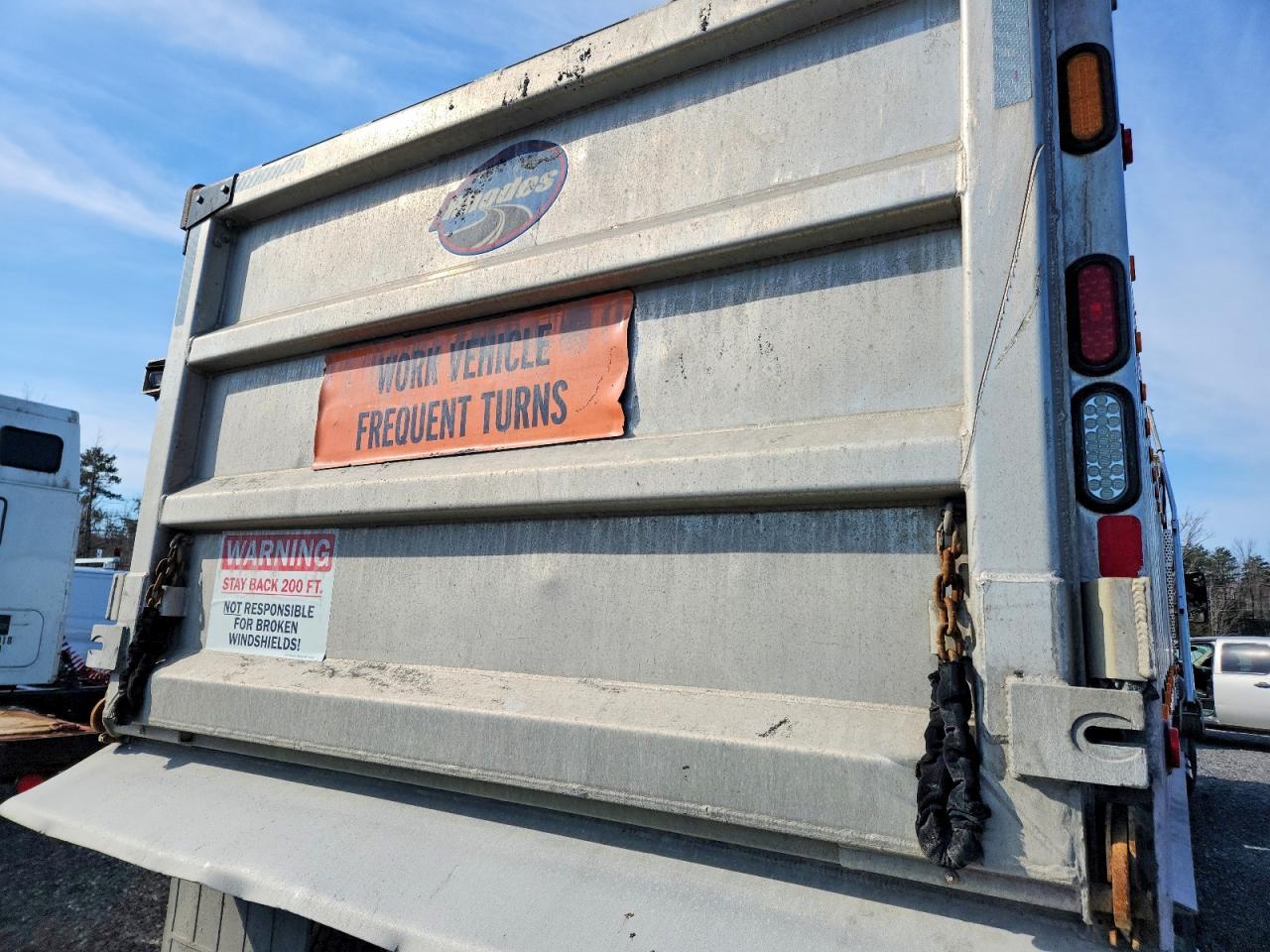 2022 Kenworth T880 Dump Truck