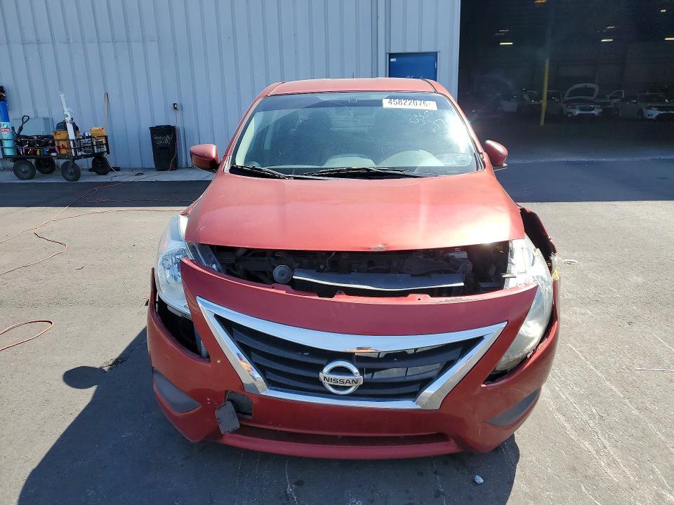 2017 Nissan Versa 1.6 s Plus