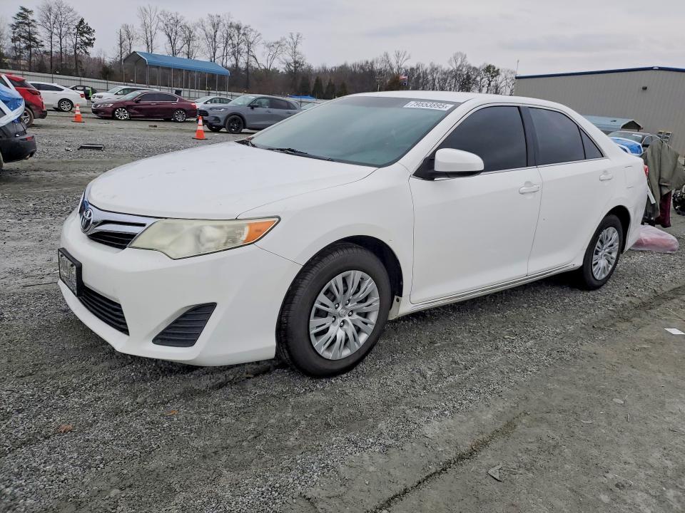 2012 Toyota Camry le