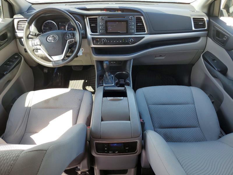 2019 Toyota Highlander le