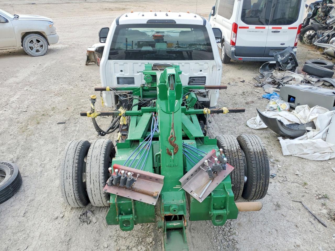 2019 Ford F350 Super-TOW Truck