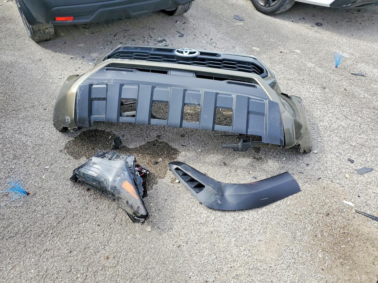 2024 Toyota Tacoma TRD OFF-Road