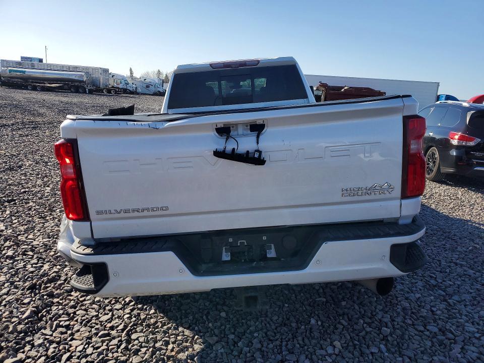 2020 Chev Silverado K3500 High Country