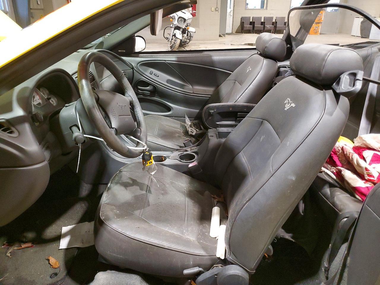 2001 Ford Mustang