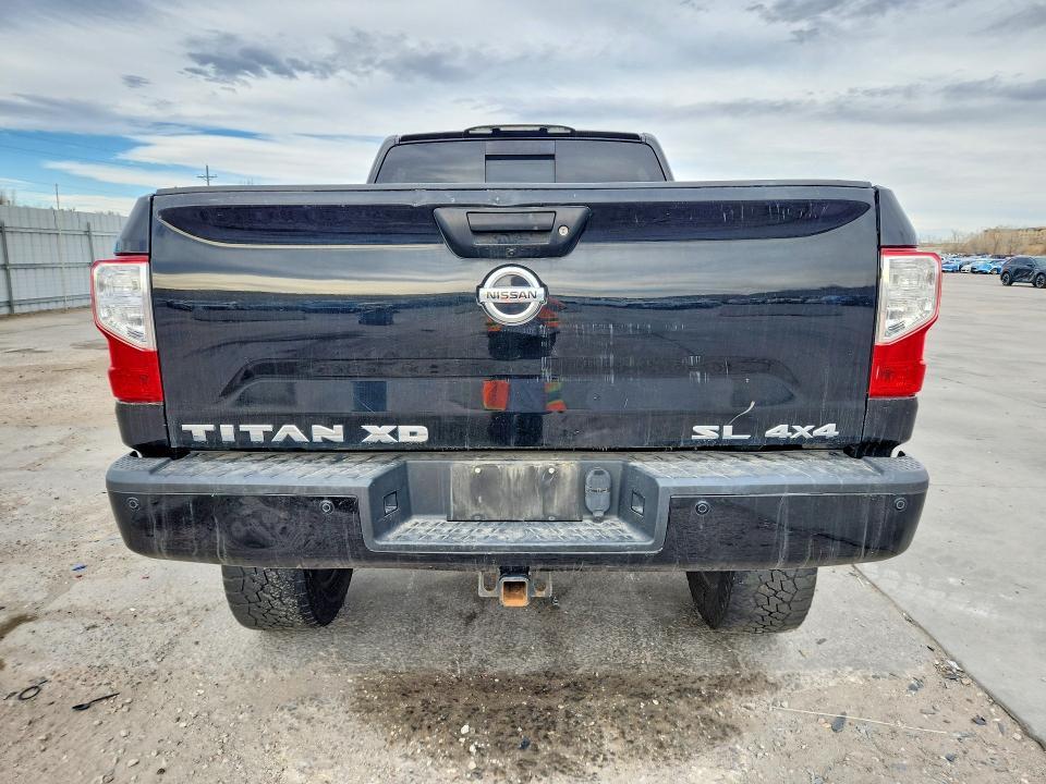 2016 Nissan Titan XD SL