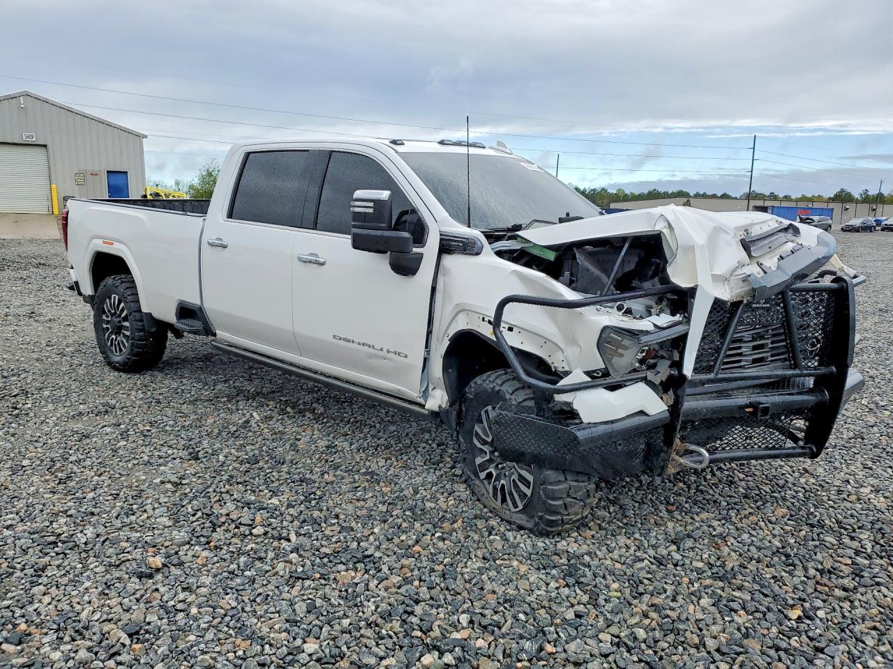 2024 GMC Sierra K2500 Denali Ultimate