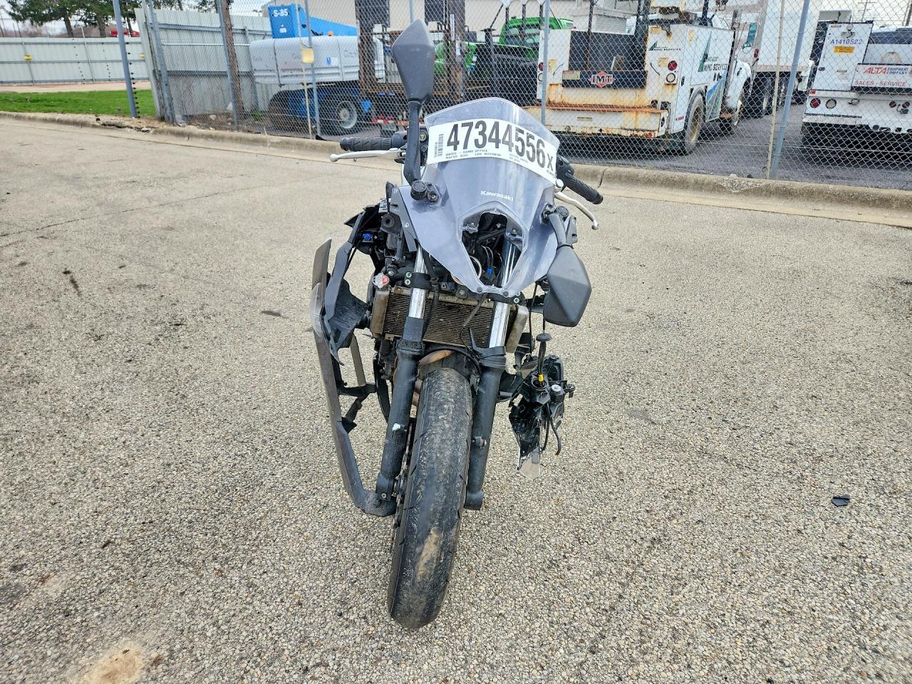 2023 Kawasaki EX650 R