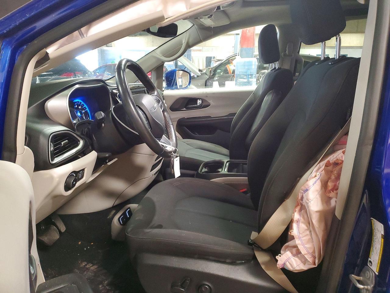 2020 Chrysler Pacifica Touring