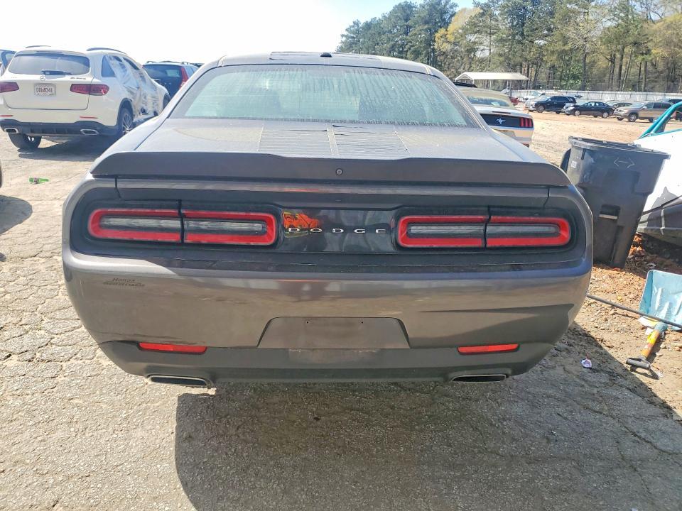 2018 Dodge Challenger sxt