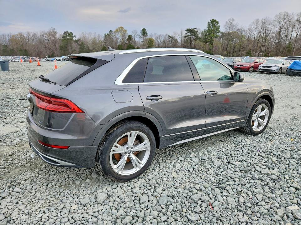 2019 Audi Q8 Premium