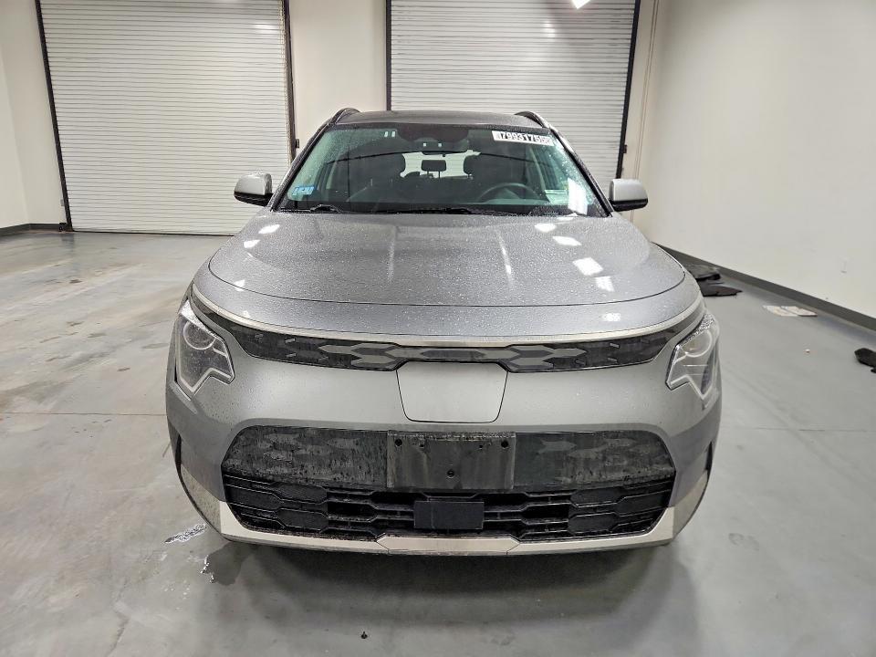 2023 KIA Niro ev Wind