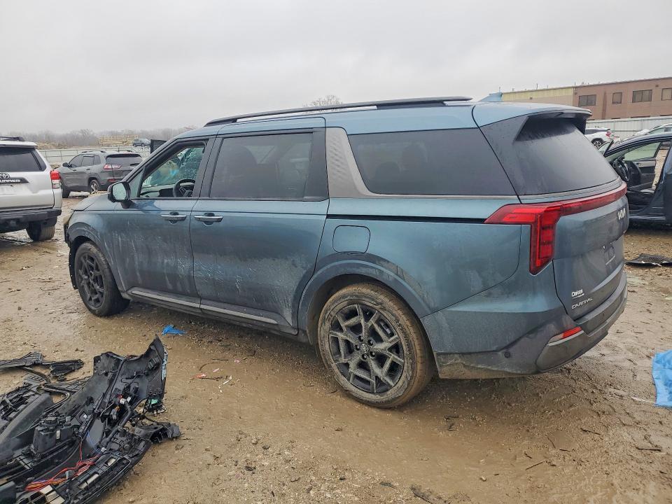 2025 KIA Carnival sx