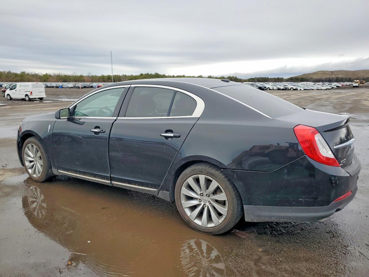 2015 Lincoln MKS
