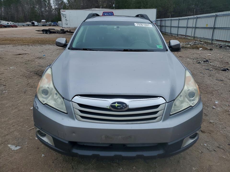 2010 Subaru Outback 2.5i Premium