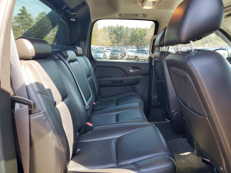 2011 Chevrolet Avalanche LTZ