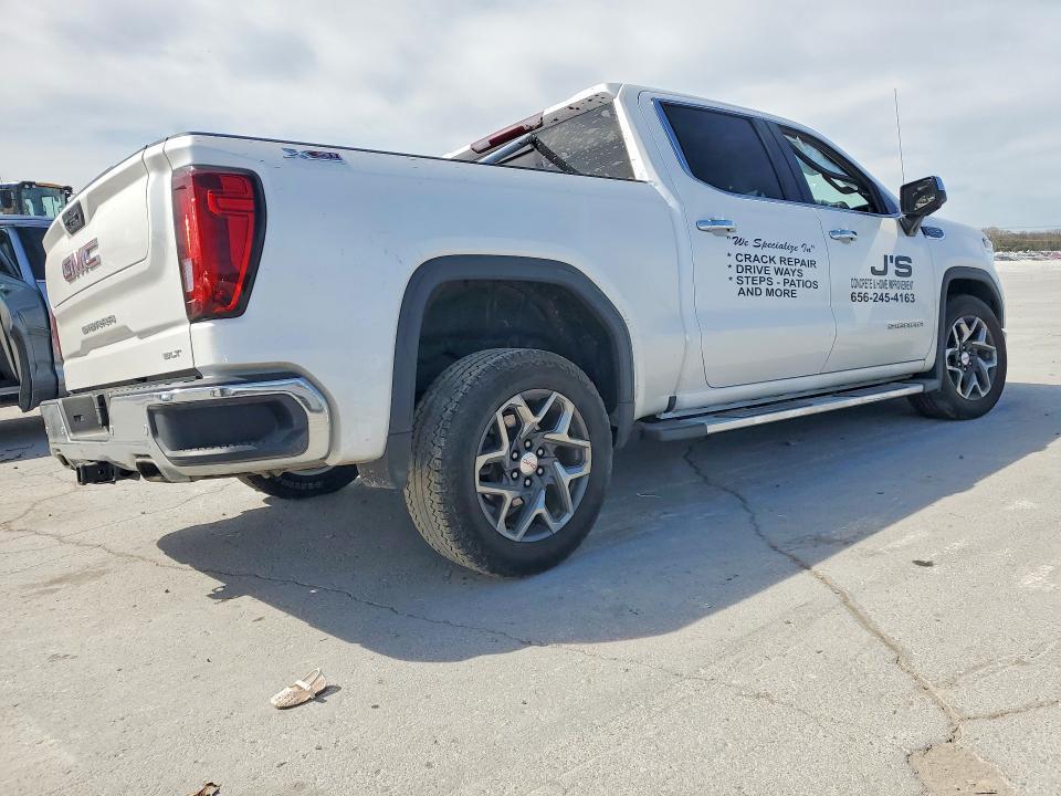 2024 GMC Sierra K1500 SLT