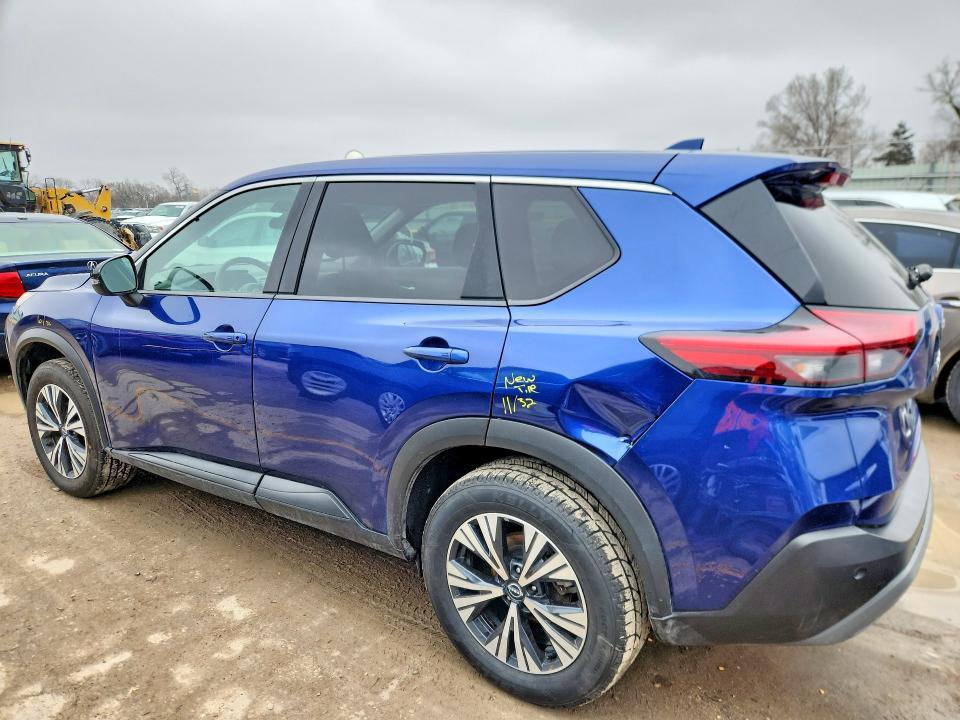 2022 Nissan Rogue sv