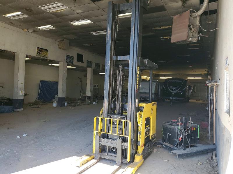 2010 Hyster Order Picker Forklift