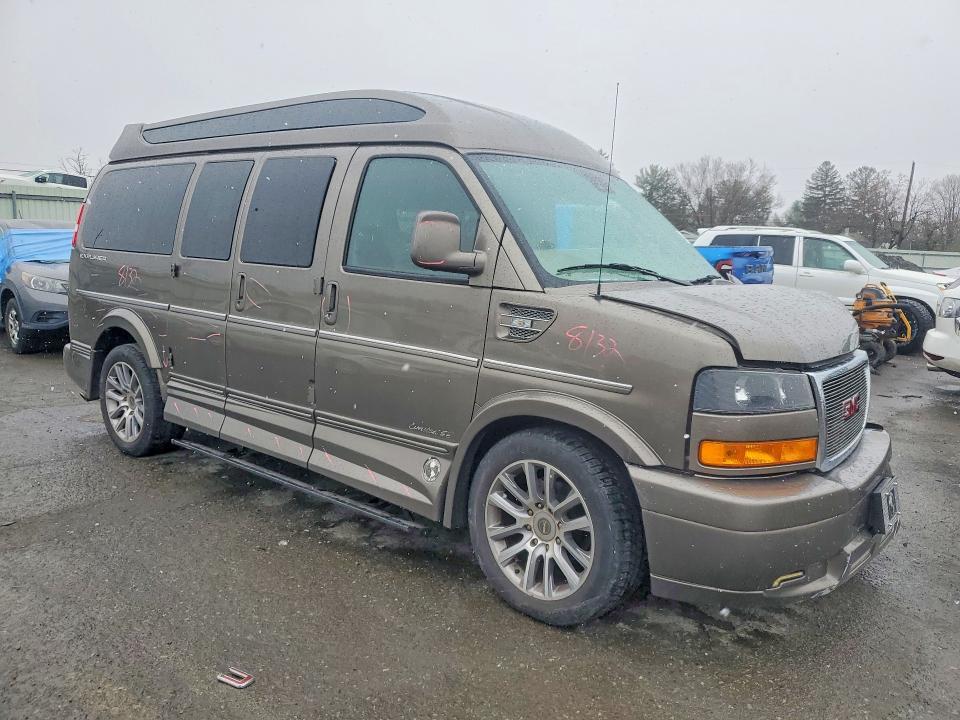 2021 GMC Savana G2500 LS