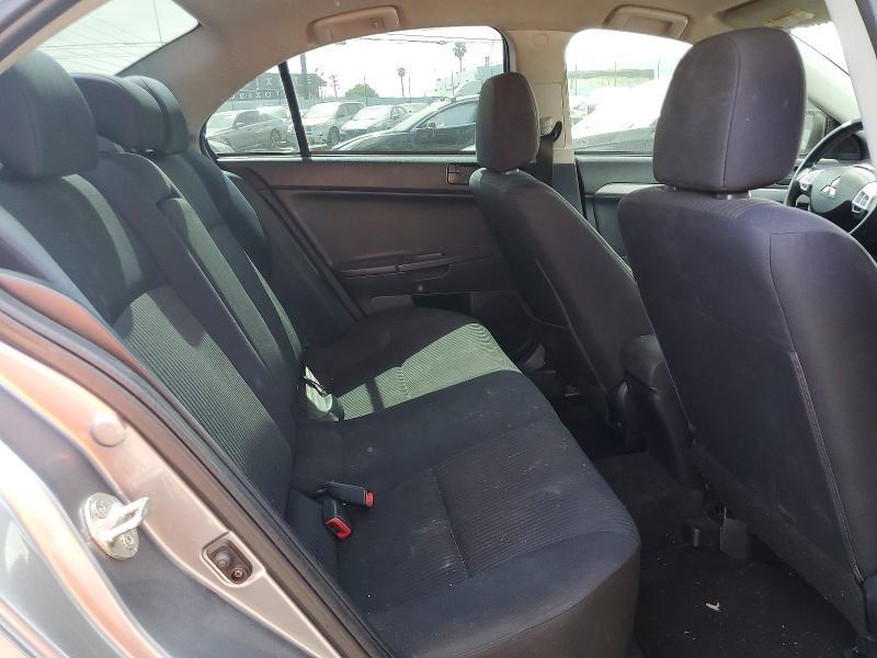 2014 Mitsubishi Lancer es
