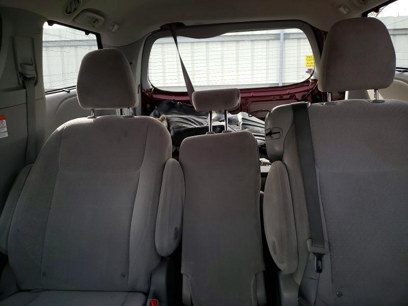 2020 Toyota Sienna le 8-passenger