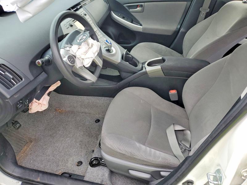 2015 Toyota Prius two