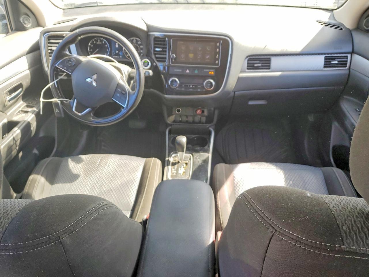 2018 Mitsubishi Outlander se