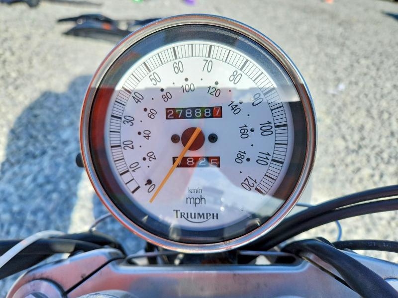 2002 Triumph Bonneville America