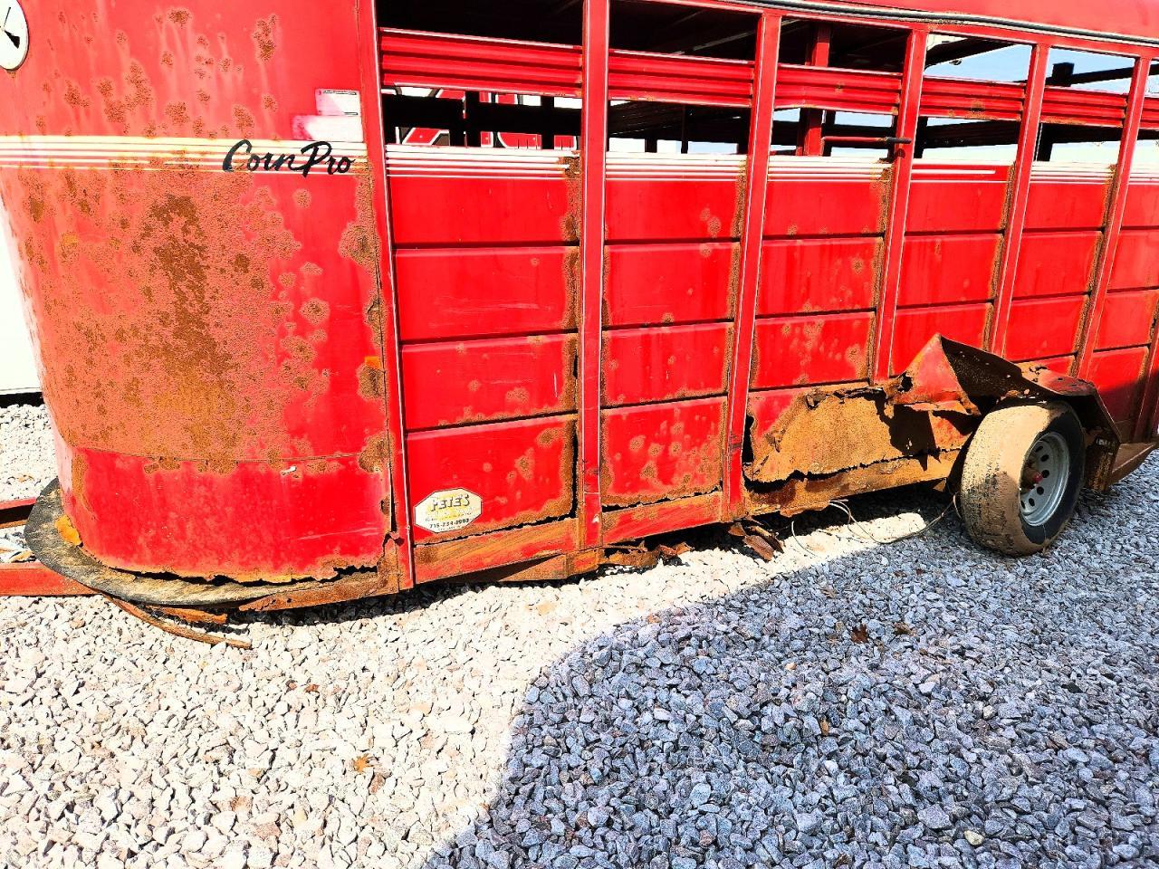 2008 Cornelius 18-Livestock Trailer