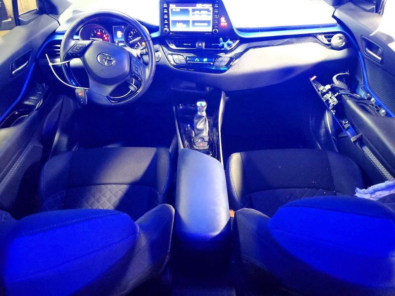 2020 Toyota C-hr xle