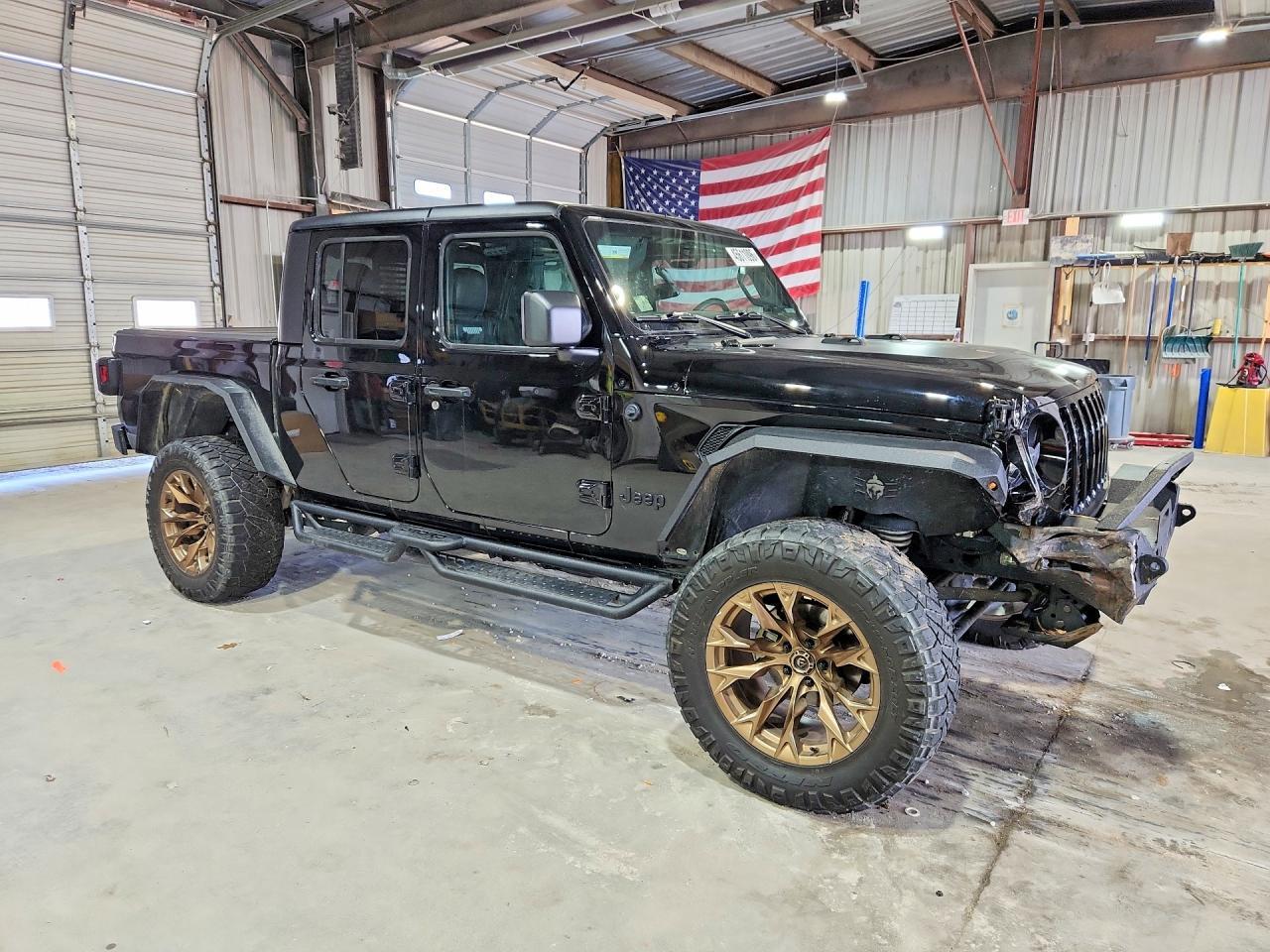 2023 Jeep Gladiator Sport