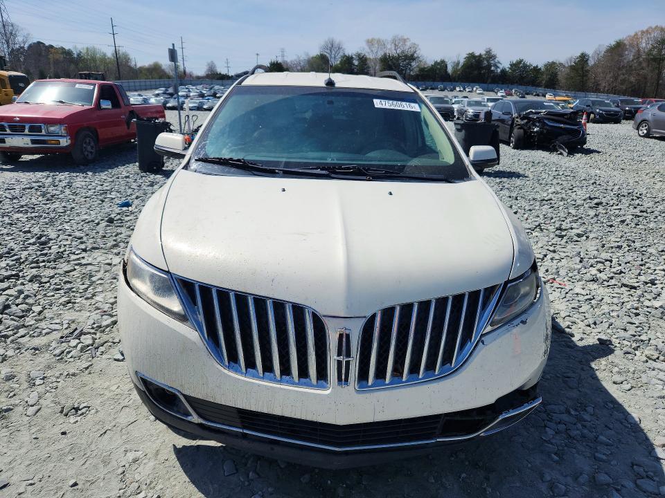 2013 Lincoln Townhouse MKX