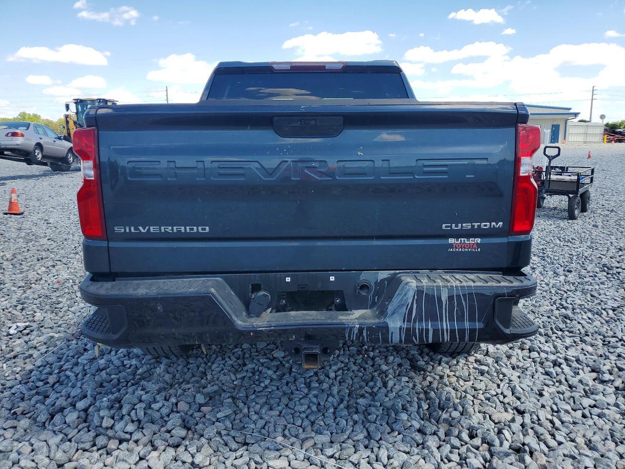2021 Chevrolet Silverado C1500 Custom