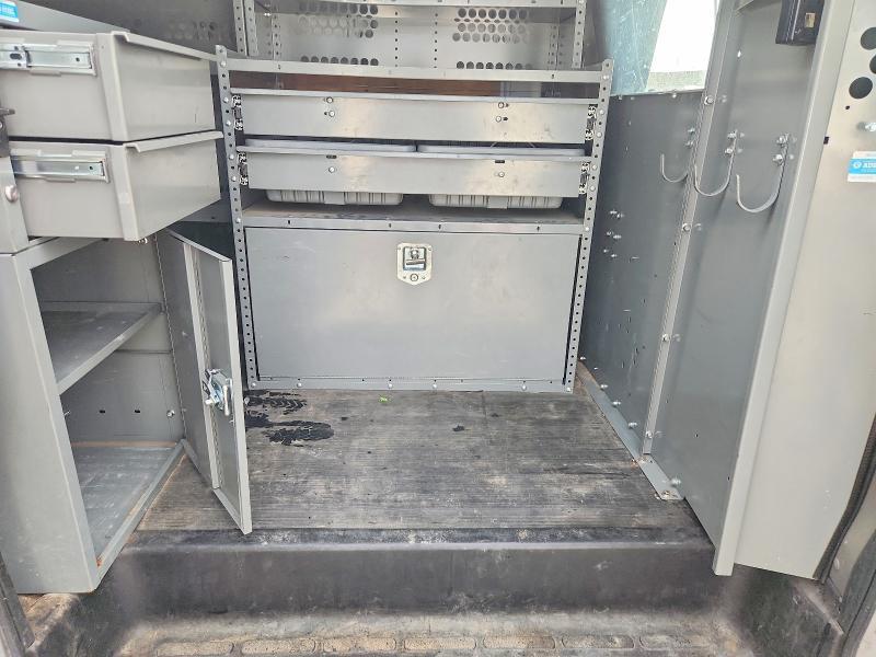 2013 Chev Express G2500