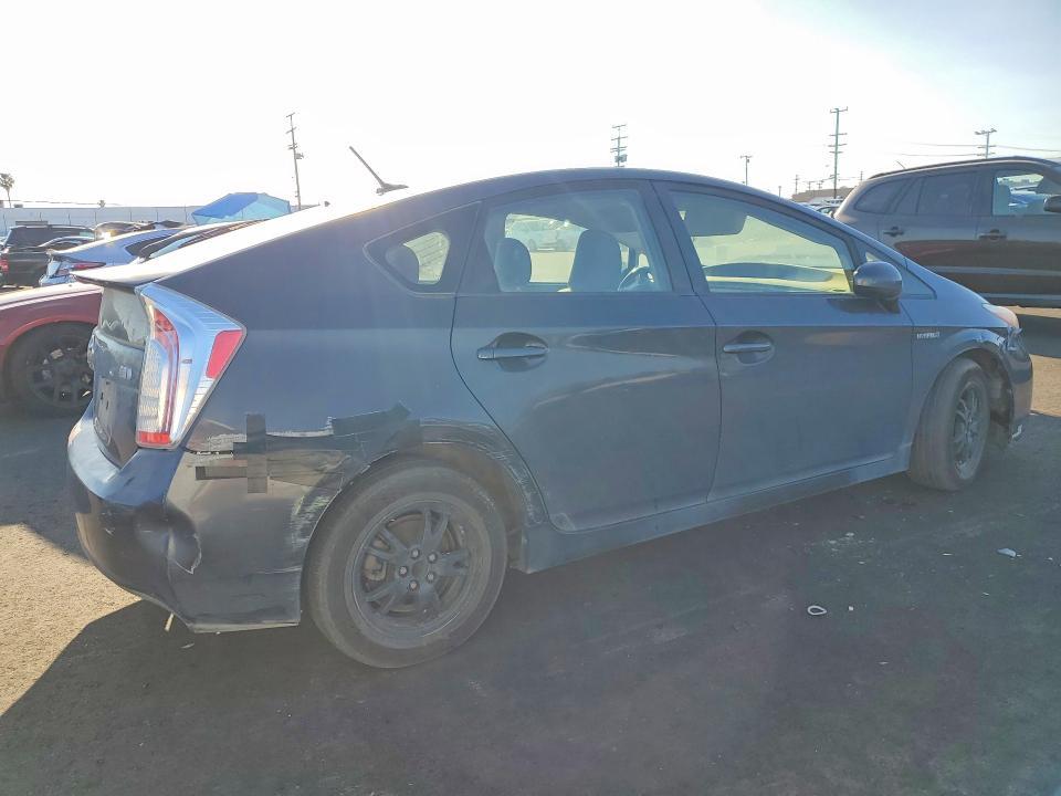 2015 Toyota Prius Three