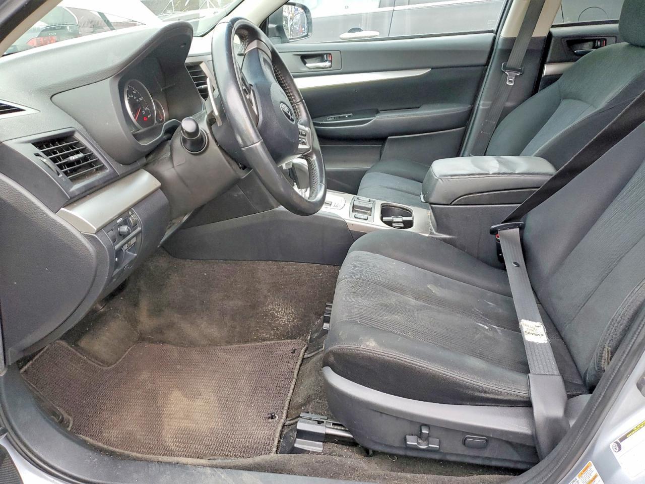 2013 Subaru Outback 2.5i Premium