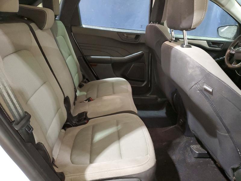 2022 Ford Escape s