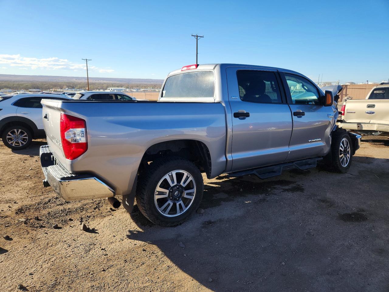 2015 Toyota Tundra SR5