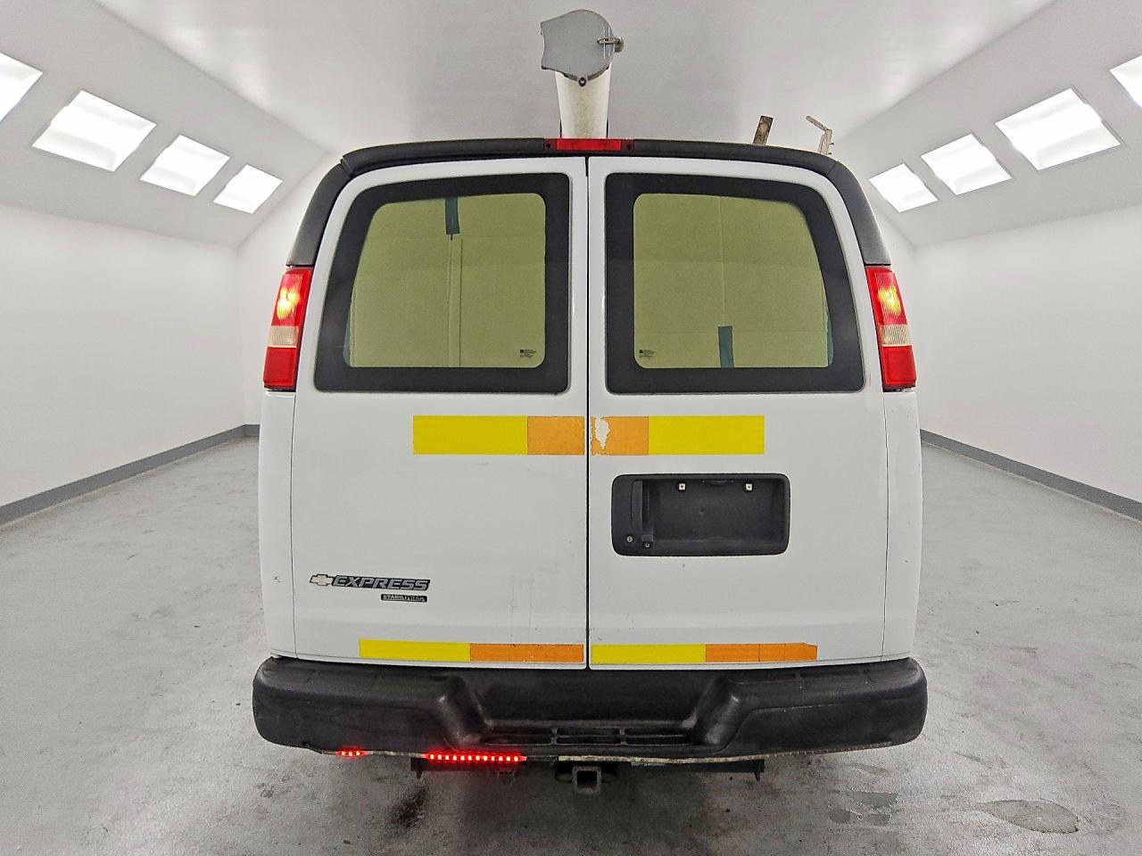 2013 Chev Express G2500