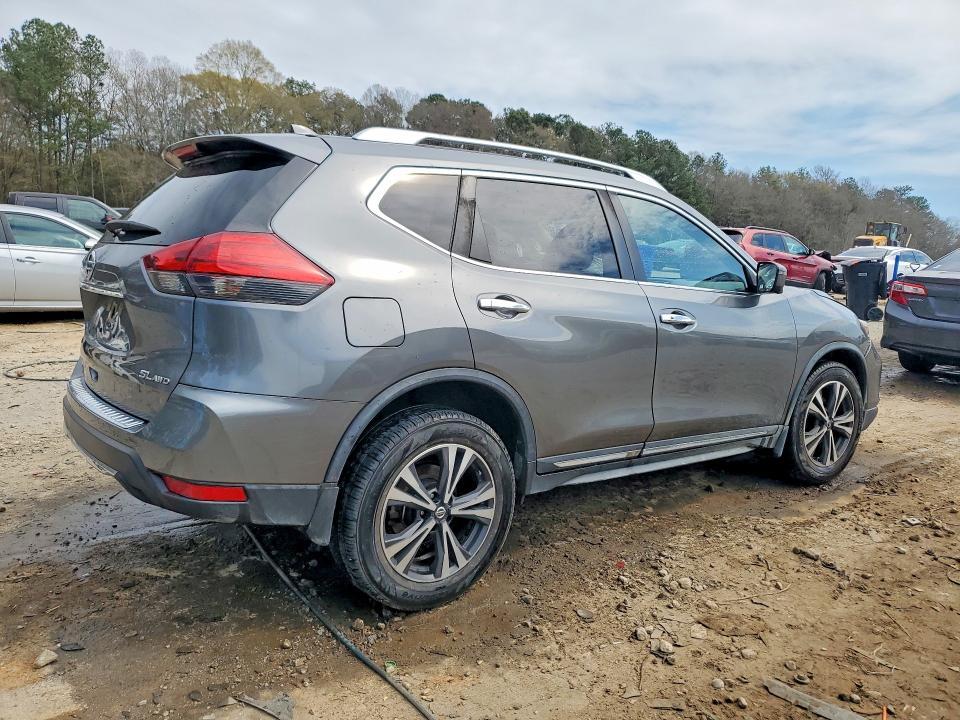 2017 Nissan Rogue sl