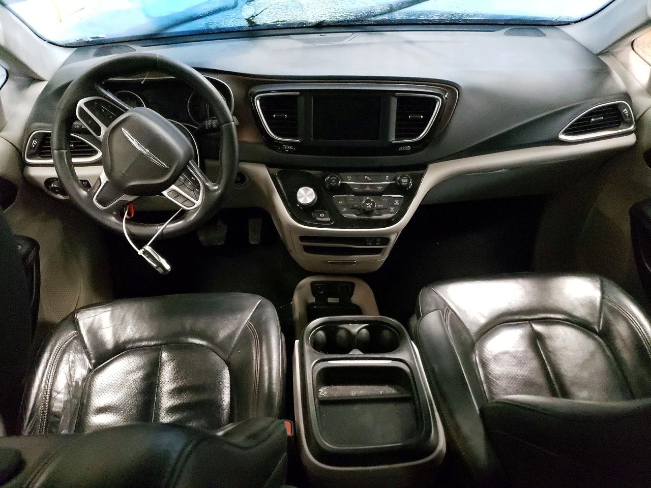 2018 Chrysler Pacifica lx