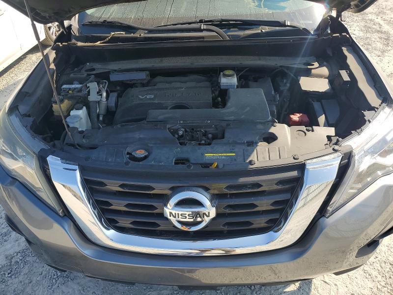 2018 Nissan Pathfinder sl