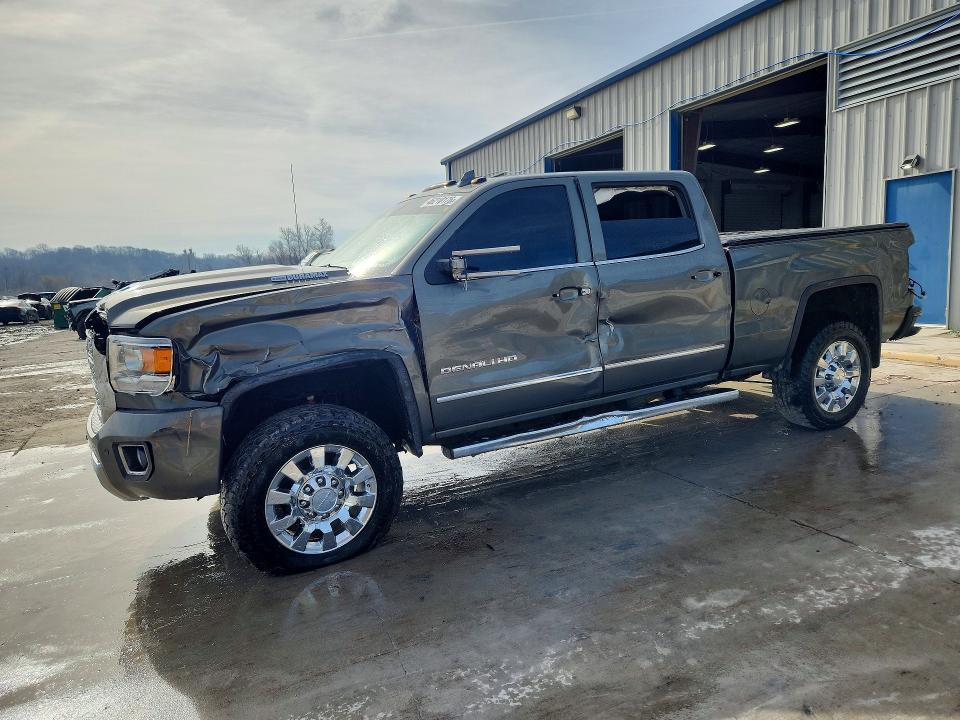 2018 GMC Sierra K2500 Denali