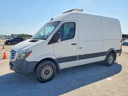 2016 Freightliner Chassis Refrigerated Delivery van en venta en Homestead, FL