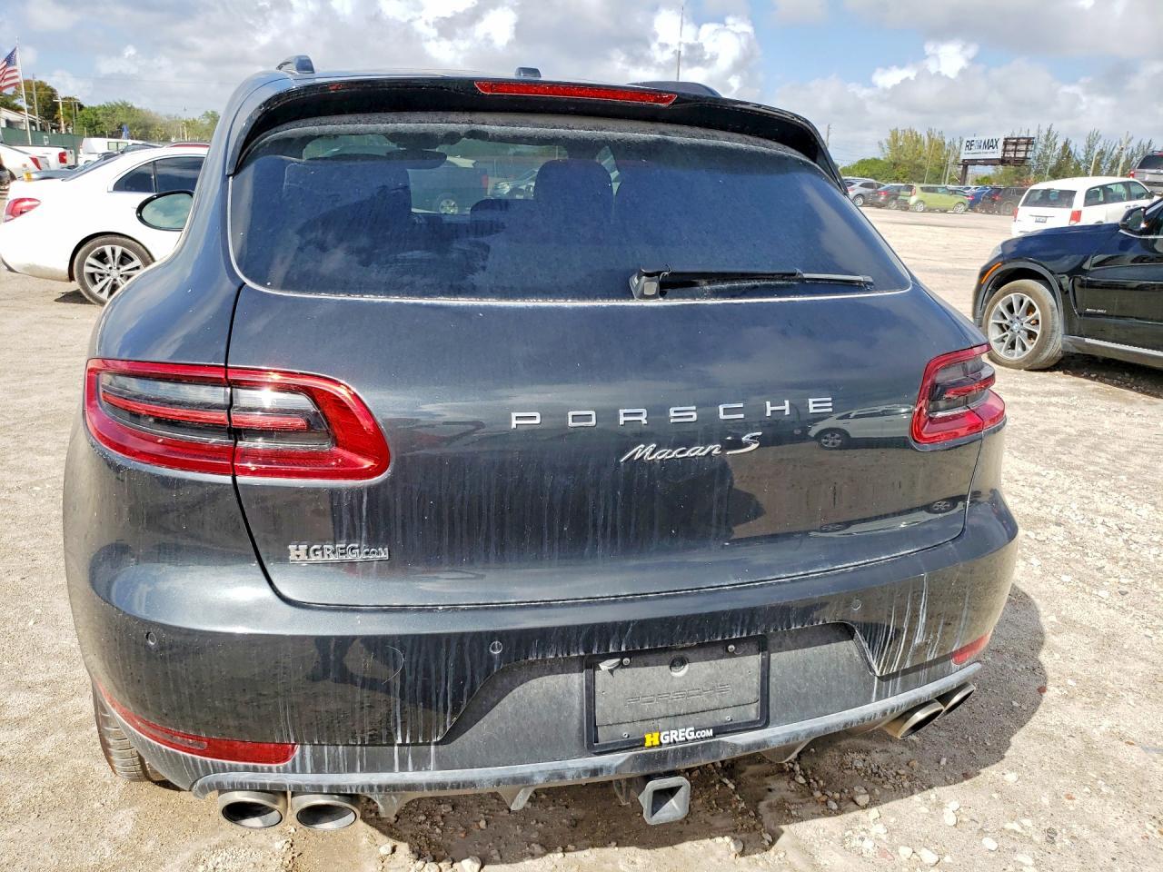 2017 Porsche Macan s