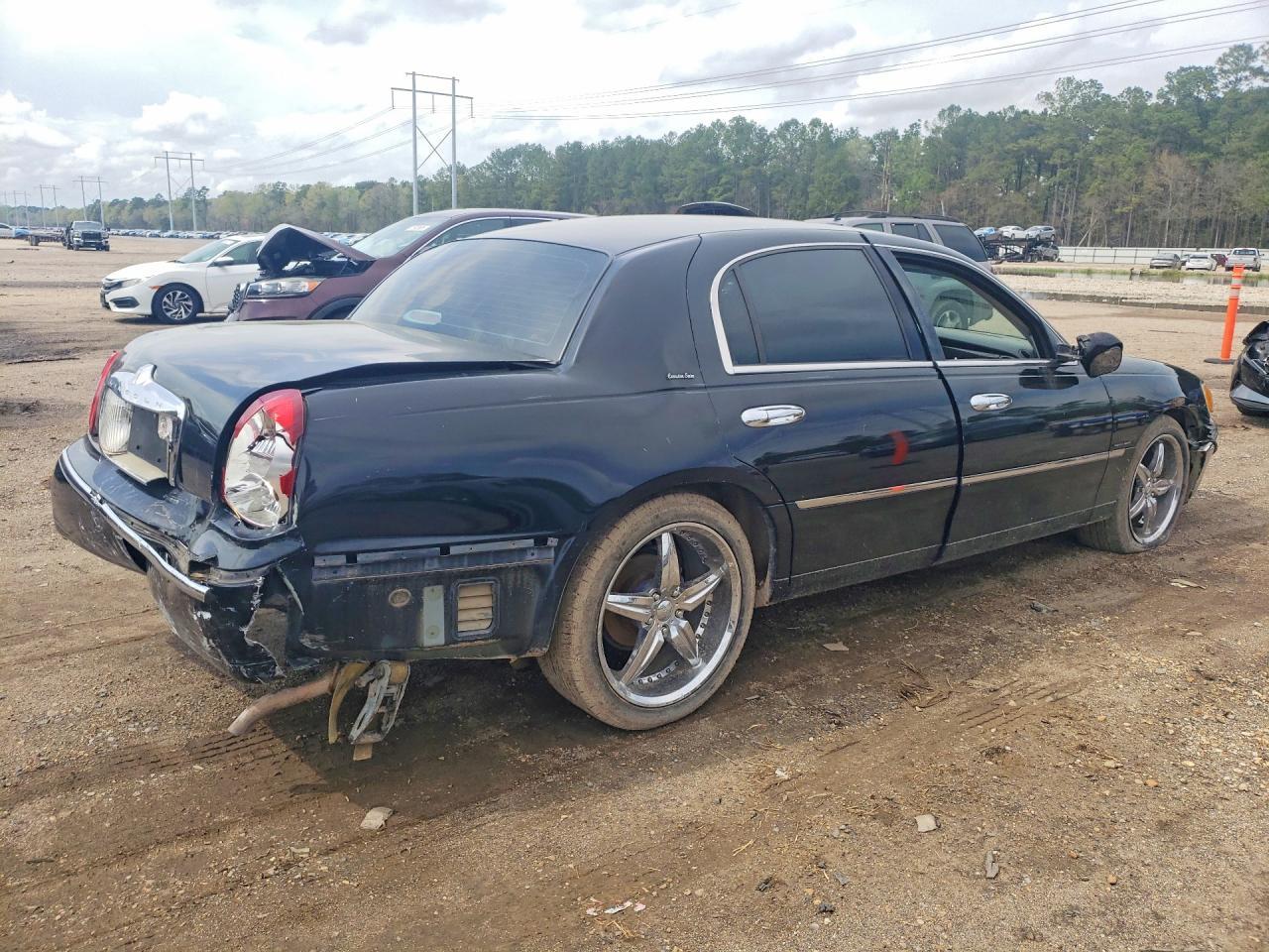 2000 Lincoln Town car Executive