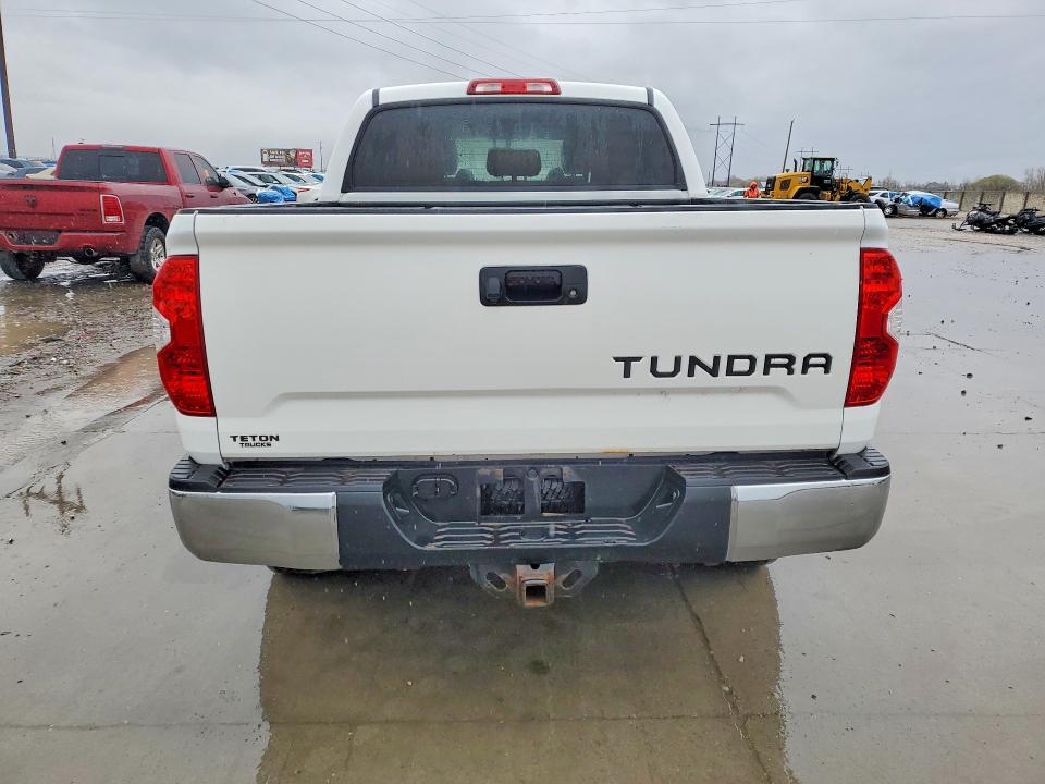 2016 Toyota Tundra SR5