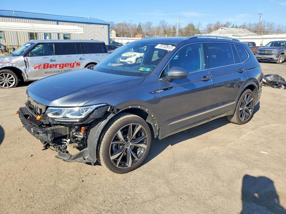 2022 Volkswagen Tiguan sel R-line